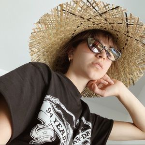 Meet your Posher, Veranika